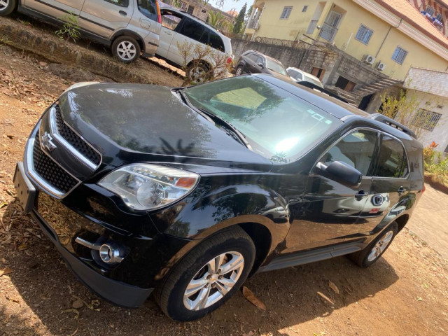 Chevrolet Equinox, Voitures, Conakry