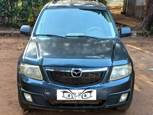 Mazda Tribute, Voitures, Conakry