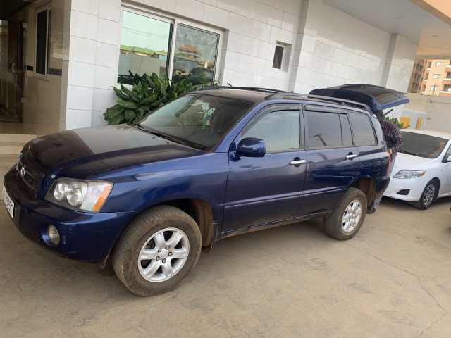 Toyota Highlander, Voitures, Conakry