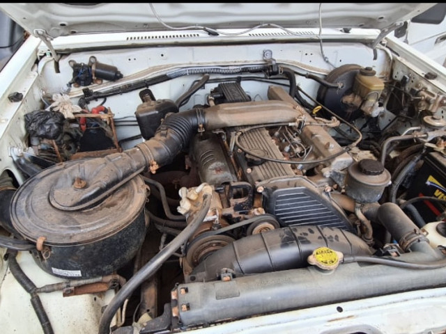 Toyota Land Cruiser, Voitures, Conakry