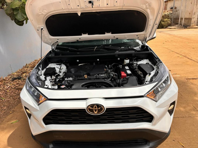 Toyota RAV4, Voitures, Conakry
