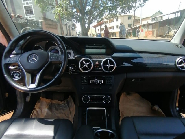 Mercedes-Benz Classe GLK, Voitures, Conakry