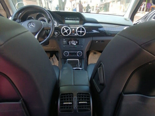 Mercedes-Benz Classe GLK, Voitures, Conakry