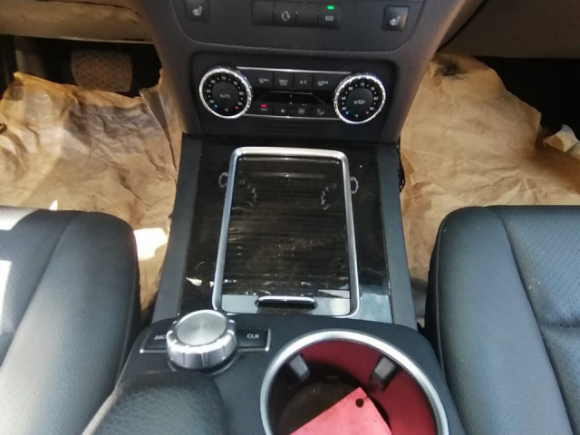 Mercedes-Benz Classe GLK, Voitures, Conakry