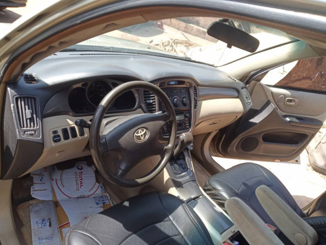 Toyota Highlander, Voitures, Conakry