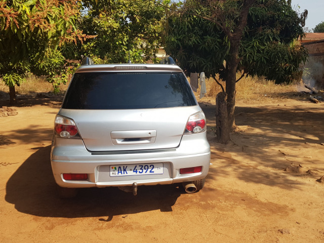 Mitsubishi Outlander, Voitures, Kankan