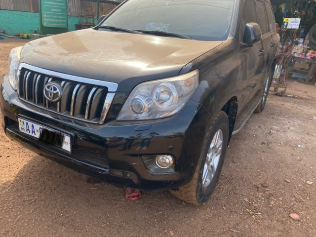 Toyota Land Cruiser Prado, Voitures, Conakry