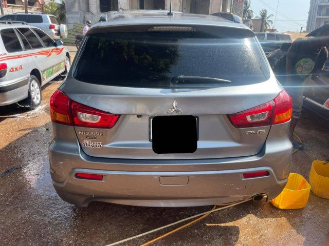 Mitsubishi RVR, Voitures, Conakry