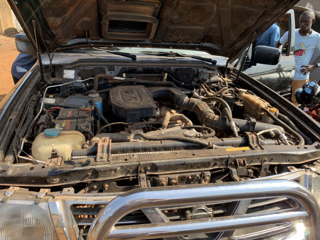 Nissan Patrol, Voitures, Conakry