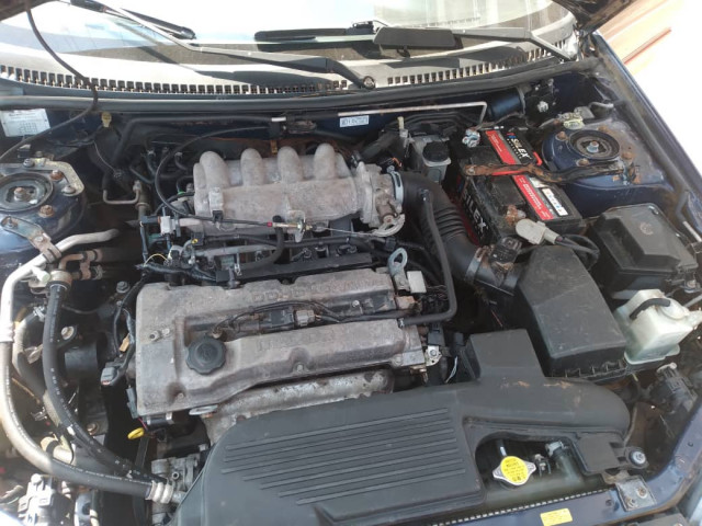 Mazda 323 f, Voitures, Conakry