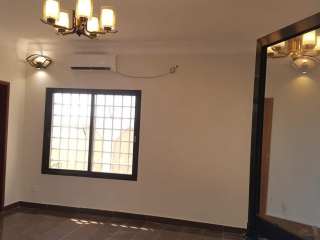 Différents Appartements à Lambanyi, Appartements, Conakry