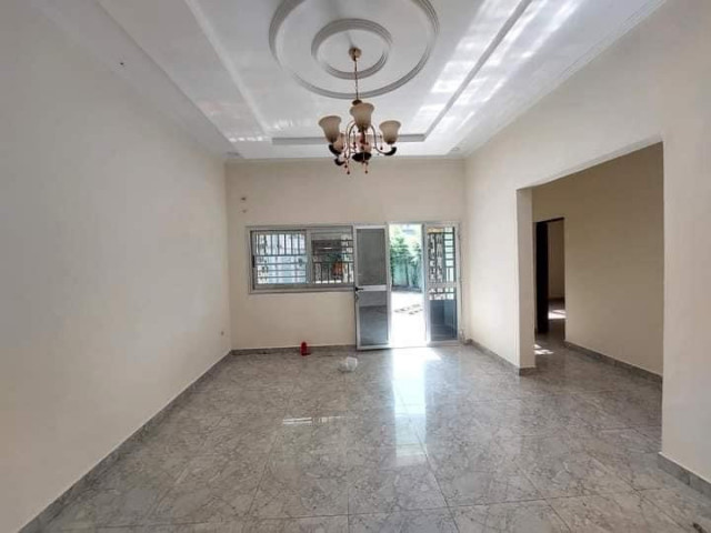 Maison à Lambanyi, Maisons, Conakry