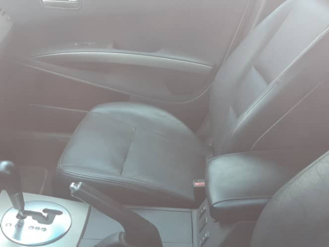 Nissan Maxima, Voitures, Conakry