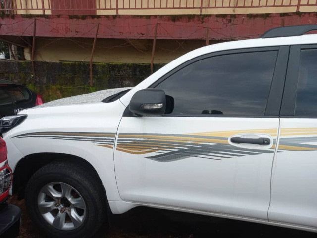 Toyota Land Cruiser Prado, Voitures, Conakry