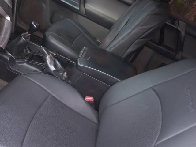 Toyota Land Cruiser Prado, Voitures, Conakry