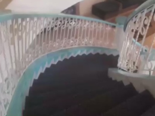 Bâtiment à Lambanyi, Maisons, Conakry