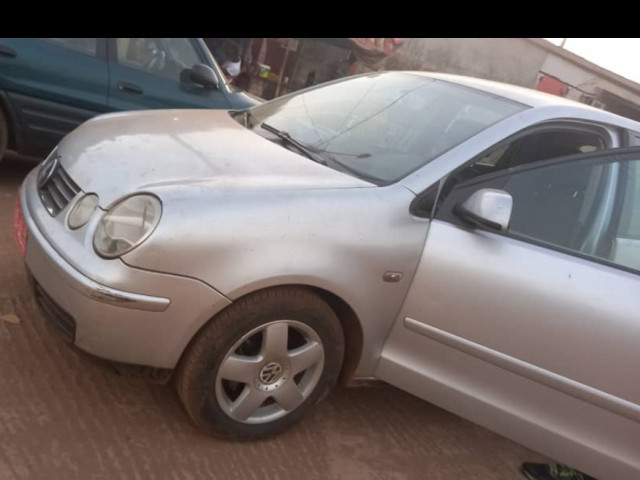 Volkswagen Polo, Voitures, Conakry