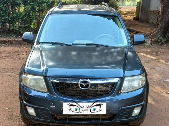 Mazda Tribute, Voitures, Conakry
