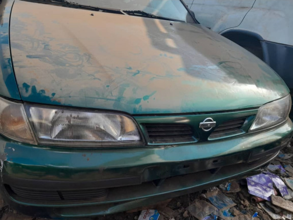 Nissan Almera, Voitures, Conakry