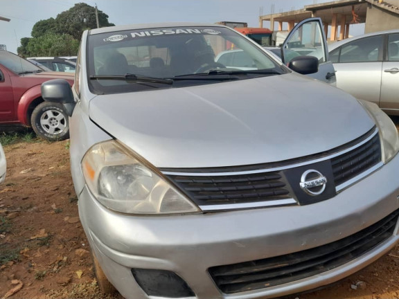 Nissan Versa, Voitures, Conakry