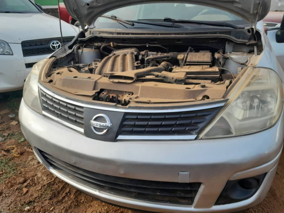 Nissan Versa, Voitures, Conakry