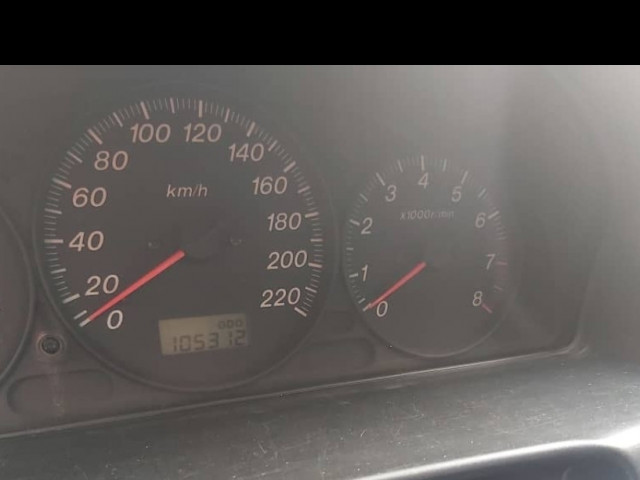 Mazda 323f, Voitures, Conakry