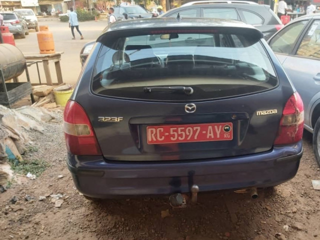 Mazda 323f, Voitures, Conakry