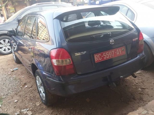 Mazda 323f, Voitures, Conakry