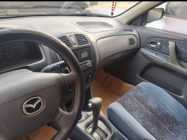 Mazda 323f, Voitures, Conakry