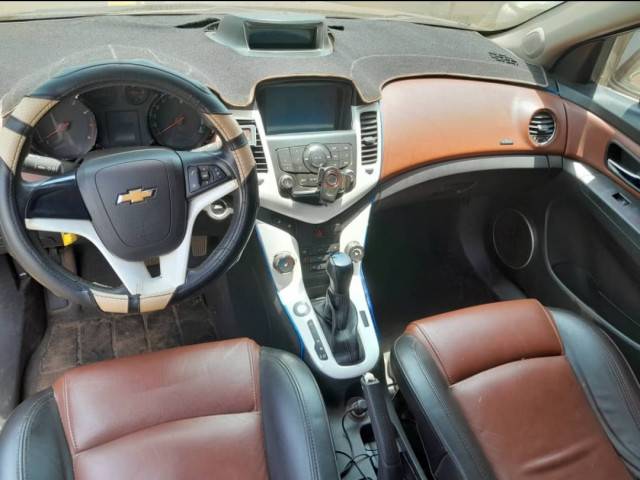 Chevrolet Cruze, Voitures, Conakry