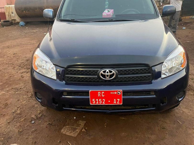 Toyota RAV4, Voitures, Conakry
