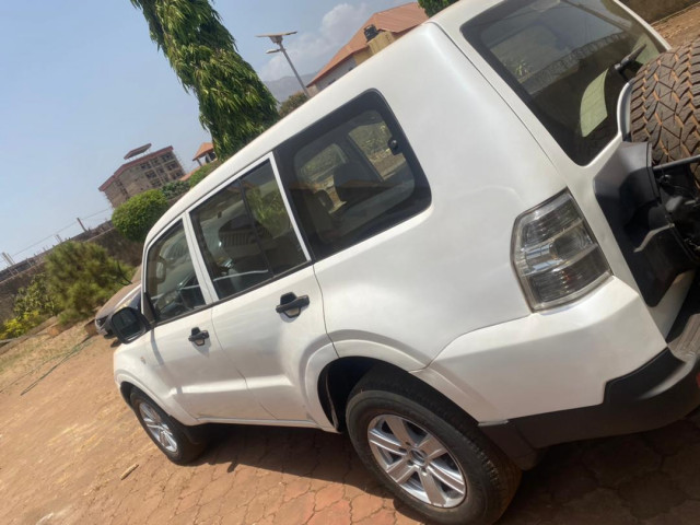 Mitsubishi Pajero, Voitures, Conakry