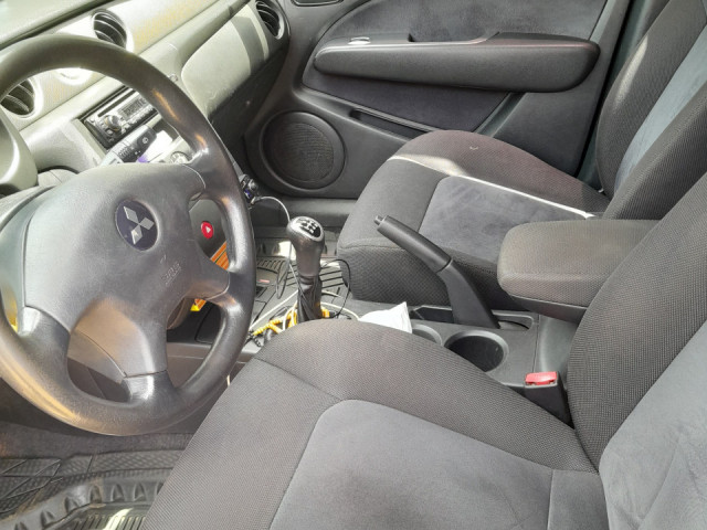 Mitsubishi Outlander, Voitures, Conakry