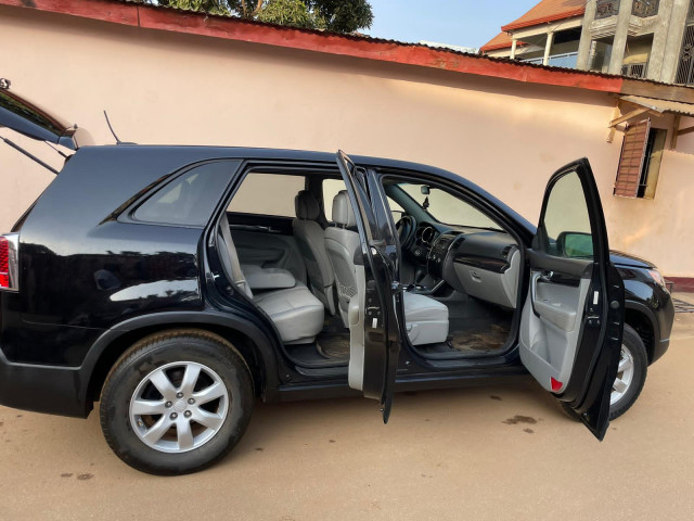 KIA Sorento, Voitures, Conakry