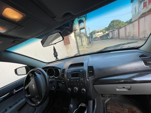 KIA Sorento, Voitures, Conakry