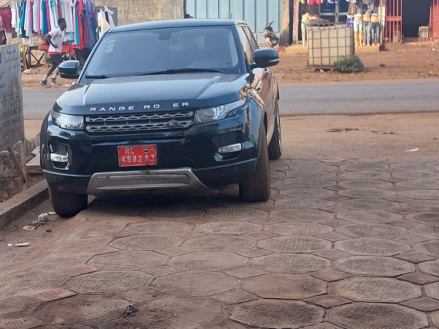 Land Rover Range Rover Evoque, Voitures, Conakry