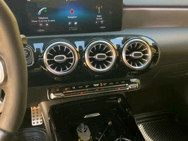 Mercedes-Benz Classe A, Voitures, Conakry