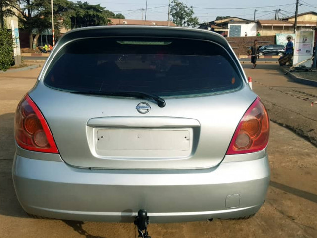 Nissan Almera, Voitures, Conakry