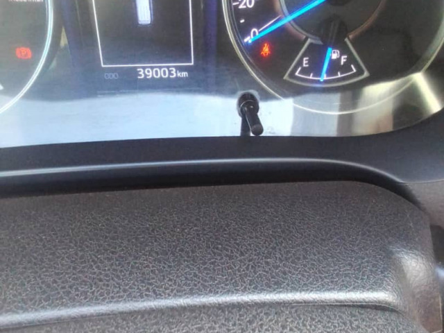 Toyota Fortuner, Voitures, Conakry