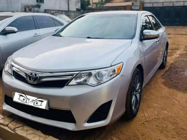 Toyota Camry, Voitures, Conakry