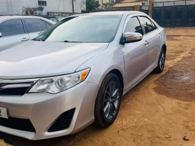 Toyota Camry, Voitures, Conakry
