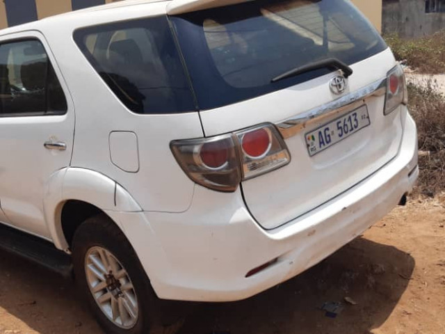 Toyota Fortuner, Voitures, Conakry