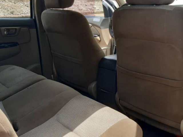 Toyota Fortuner, Voitures, Conakry