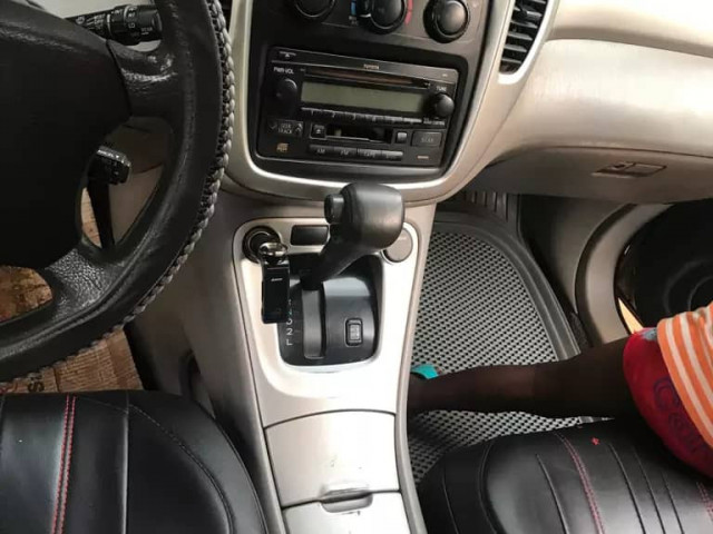 Toyota Highlander, Voitures, Conakry