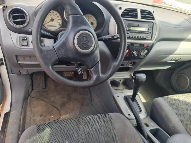 Toyota RAV4, Voitures, Conakry