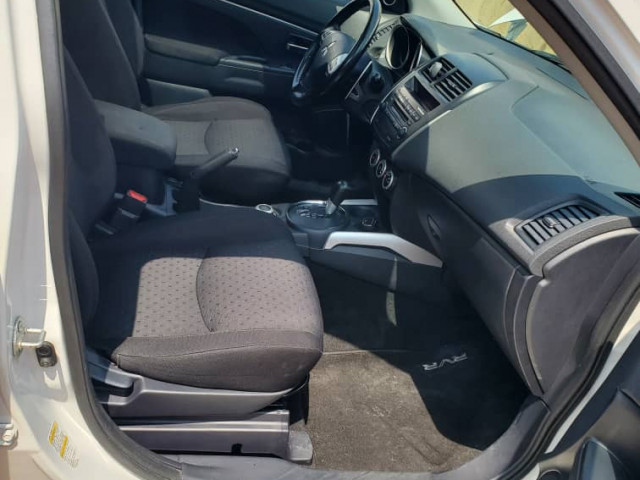 Mitsubishi RVR, Voitures, Conakry