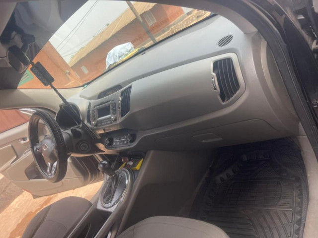 Kia Sportage, Voitures, Conakry