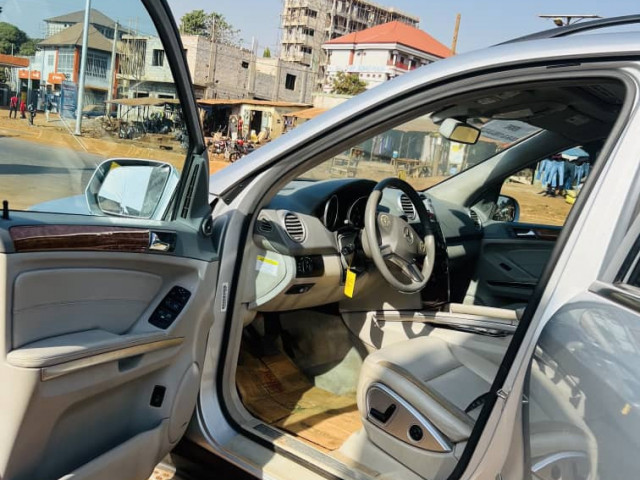 Mercedes-Benz Classe ML, Voitures, Conakry