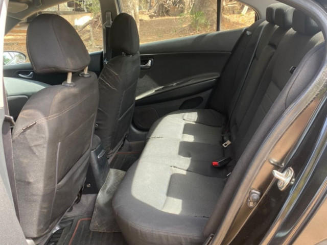 Nissan Primera, Voitures, Conakry
