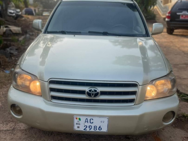 Toyota Highlander, Voitures, Conakry